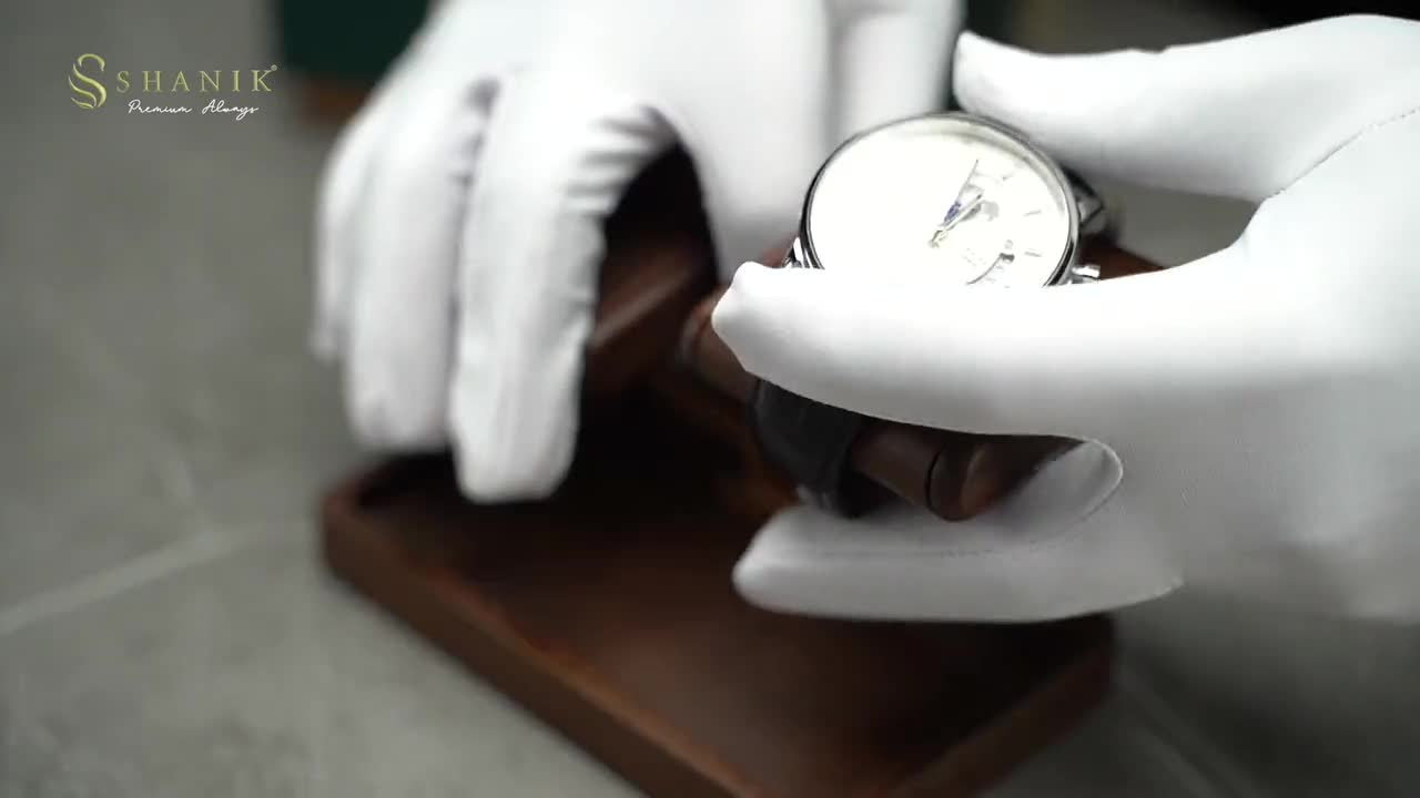 男性用のデュアル木製腕時計スタンドバレットトレイ、エレガントな